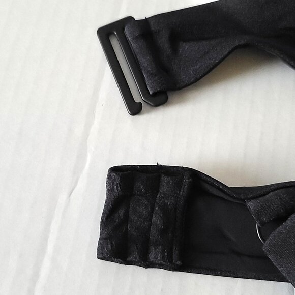 Vetchy Women’s VISTA BIKINI Top Black Size Medium Support Comfort Adjustable NWT - Picture 9 of 10